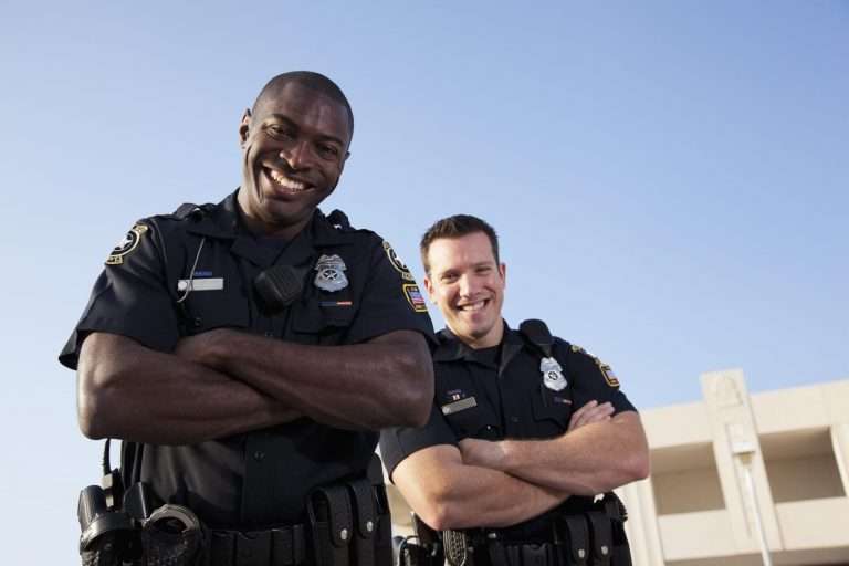 2-Friendly-Police-Officers